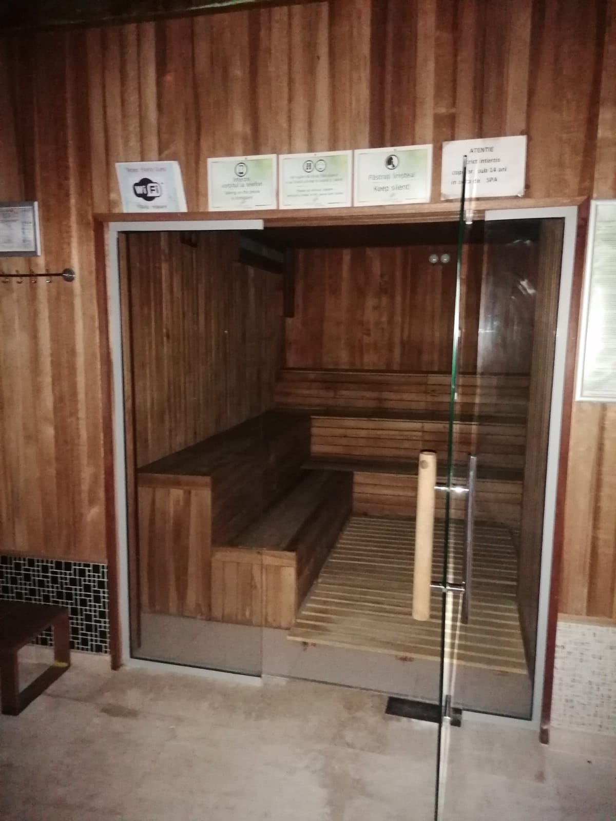 Sauna centrului SPA din Pitești