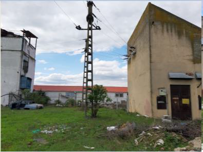 Vedere laterală a clădirii proprietății din Satu Mare